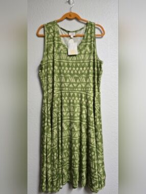 Lularoe Sleeveless Green Patterned A-Line Dress With Pockets